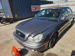 2002 HYUNDAI  SONATA