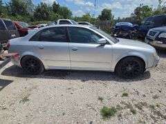 2004 AUDI  A4