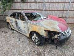 2010 LEXUS  ES