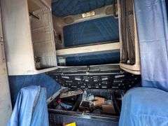2006 FREIGHTLINER  COLUMBIA