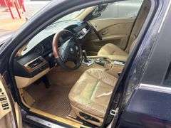 2006 BMW  525I
