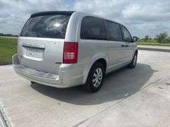 2008 CHRYSLER  TOWN AND COUNTRY