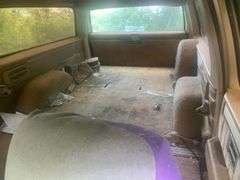1984 CHEVROLET  SUBURBAN