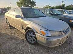 REBUILT SALVAGE-2001 TOYOTA  CAMRY