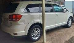 Clean title - 2013 DODGE  JOURNEY