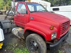 2000 GMC  C7