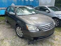 2007 TOYOTA  AVALON
