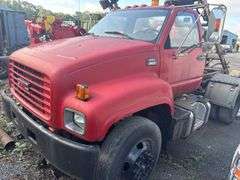 2000 GMC  C7