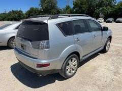2013 MITSUBISHI  OUTLANDER