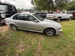 2002 BMW  540I