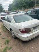 2001 INFINITI  I30