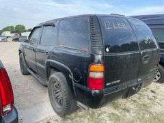 2001 CHEVROLET  TAHOE