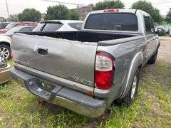 2005 TOYOTA  TUNDRA