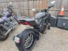 2012 DUCATI  DIAVEL