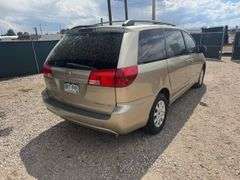 2004 TOYOTA  SIENNA