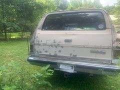 1984 CHEVROLET  SUBURBAN