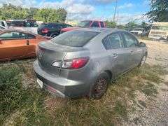 2011 MAZDA  MAZDA3