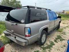2004 CHEVROLET  SUBURBAN