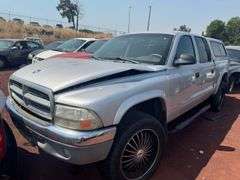 2004 DODGE  DAKOTA