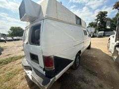 1996 FORD  E-350