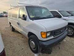 2004 FORD  E-350