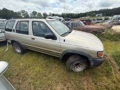 1996 NISSAN  PATHFINDER
