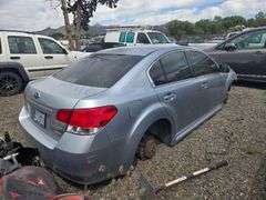 2013 SUBARU  LEGACY