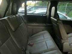 2011 CHRYSLER  TOWN AND COUNTRY