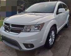 Clean title - 2013 DODGE  JOURNEY