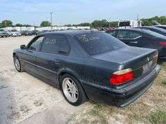 2001 BMW  740IL