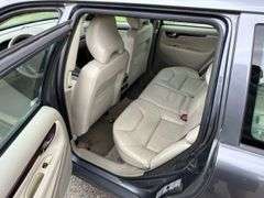 Clean Title - 2004 VOLVO  V70