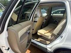 2011 VOLVO  XC90