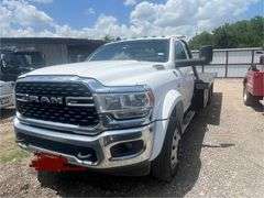Clean Title - 2022 -  8% Premium fee RAM  5500