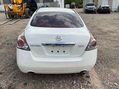 2010 NISSAN  ALTIMA