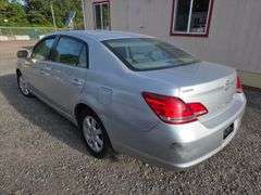 2005 TOYOTA  AVALON