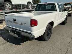 2002 CHEVROLET  S-10 PICKUP