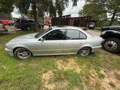2002 BMW  540I
