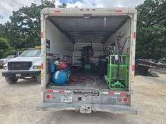 2013 FORD  E-450