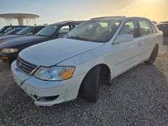 2003 TOYOTA  AVALON