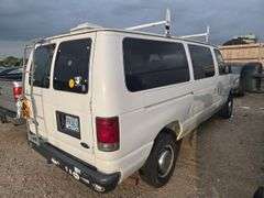 2004 FORD  E-350