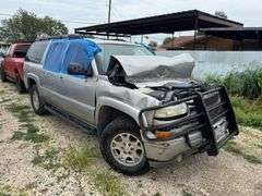 2004 CHEVROLET  SUBURBAN