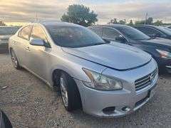 2009 NISSAN  MAXIMA