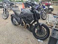 2012 DUCATI  DIAVEL