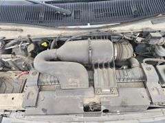 2004 FORD  E-350