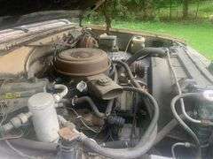 1984 CHEVROLET  SUBURBAN