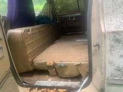 1984 CHEVROLET  SUBURBAN