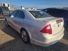 SALVAGE-2011 FORD  FUSION