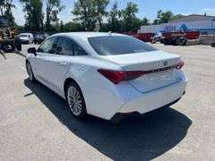 2020 TOYOTA  AVALON