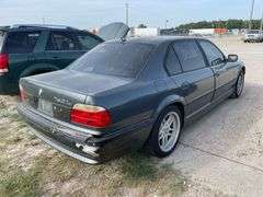 2001 BMW  740IL