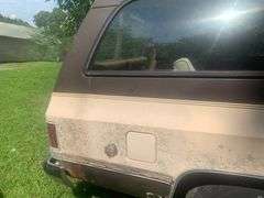 1985 GMC  SUBURBAN